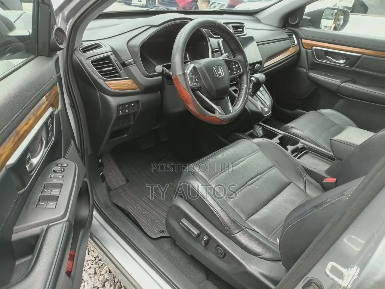 Honda CR-V Touring AWD 2018 Silver