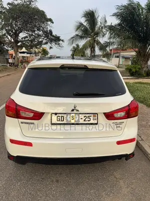 Mitsubishi Outlander Sport 2.4 ES 2015 Off white