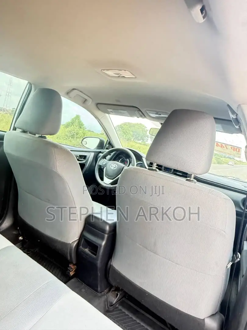 Toyota Corolla 2019 White