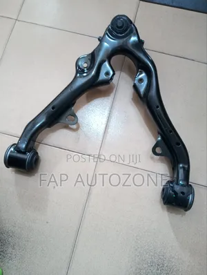 10775. Original Cadillac Escalade Lower Arm Imported From Usa