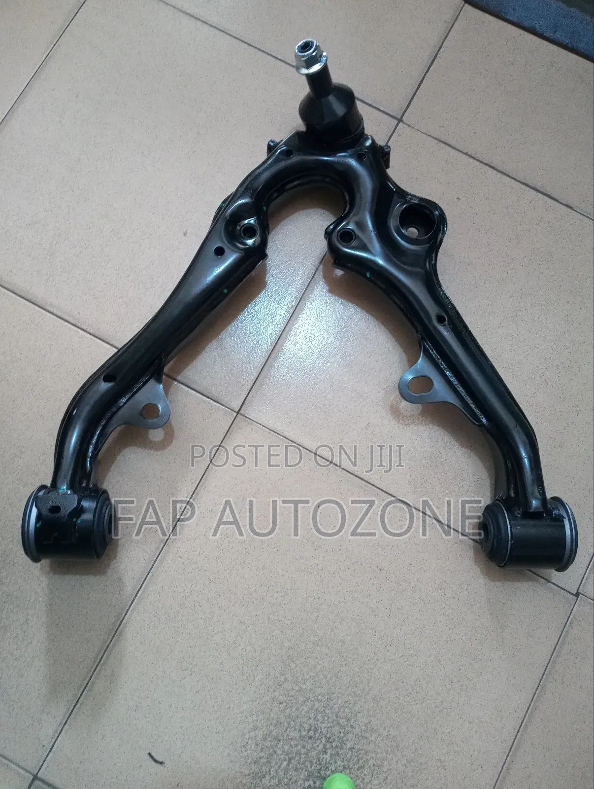 10775. Original Cadillac Escalade Lower Arm Imported From Usa