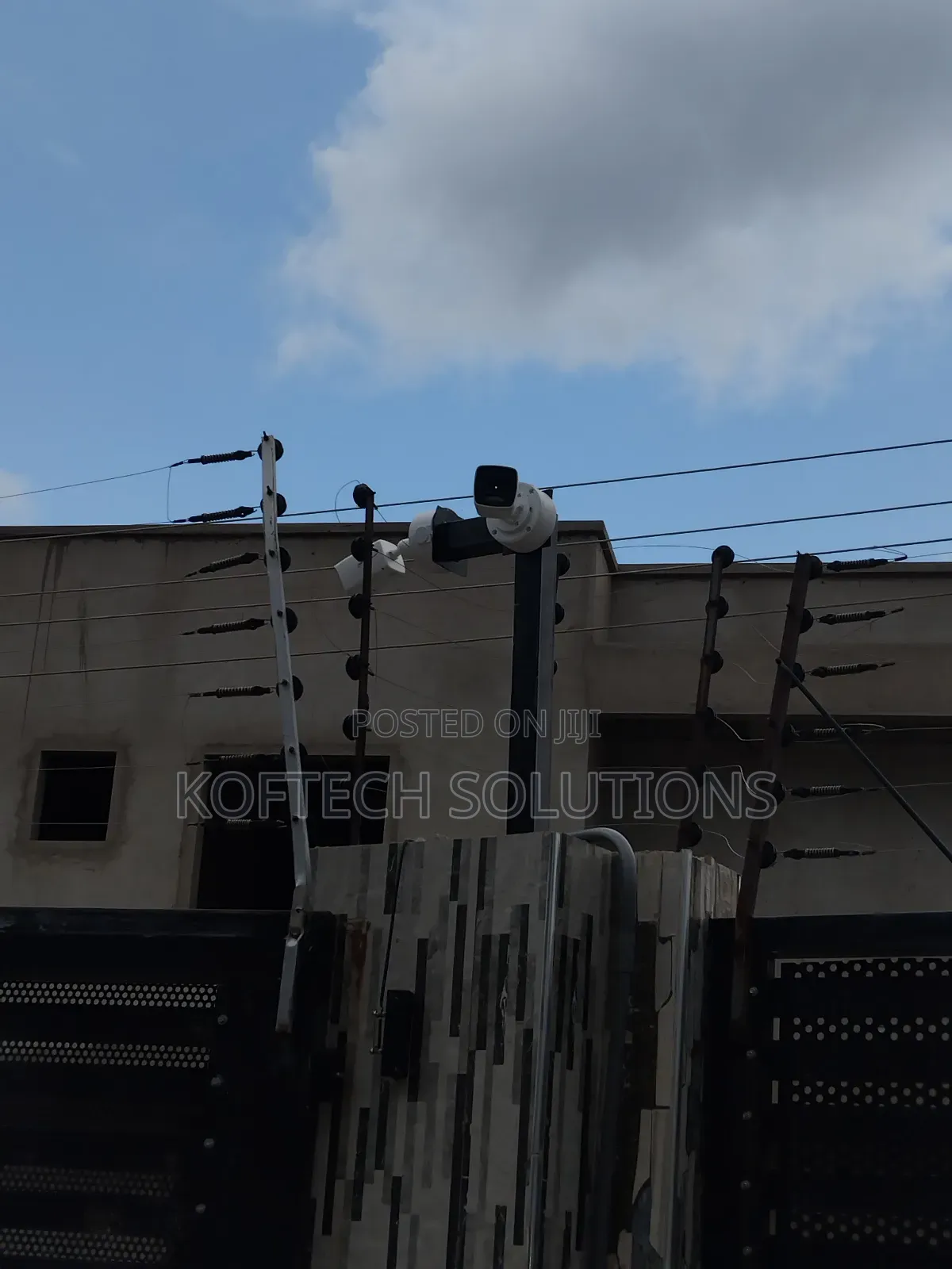 Professional CCTV Technician