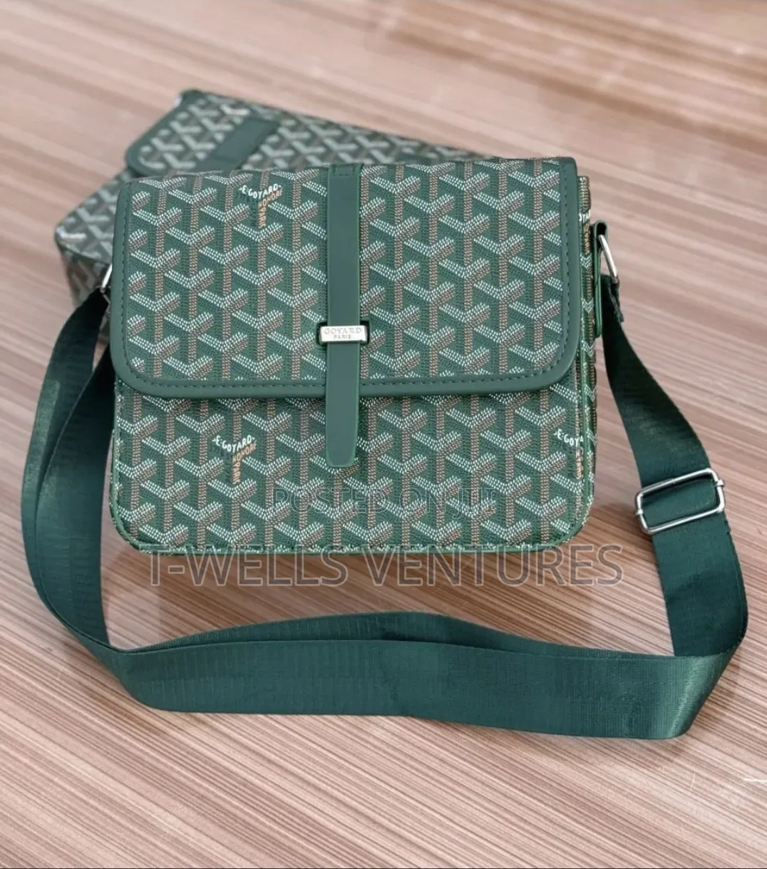 Men's Goyard Cross Body Bag