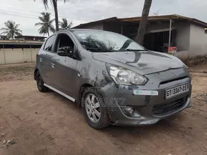 Mitsubishi Mirage ES 4dr Hatchback (1.2L 3cyl CVT) 2015 Gray