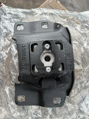 Escape Gearbox Seat