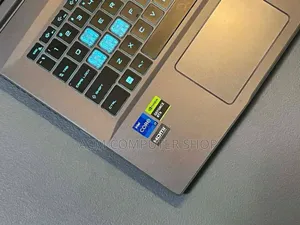 New Laptop MSI 16GB Intel Core i7 SSHD (Hybrid) 1T
