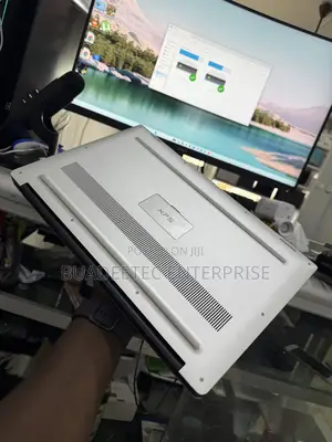 Laptop Dell XPS 15 16GB Intel Core i5 SSD 512GB