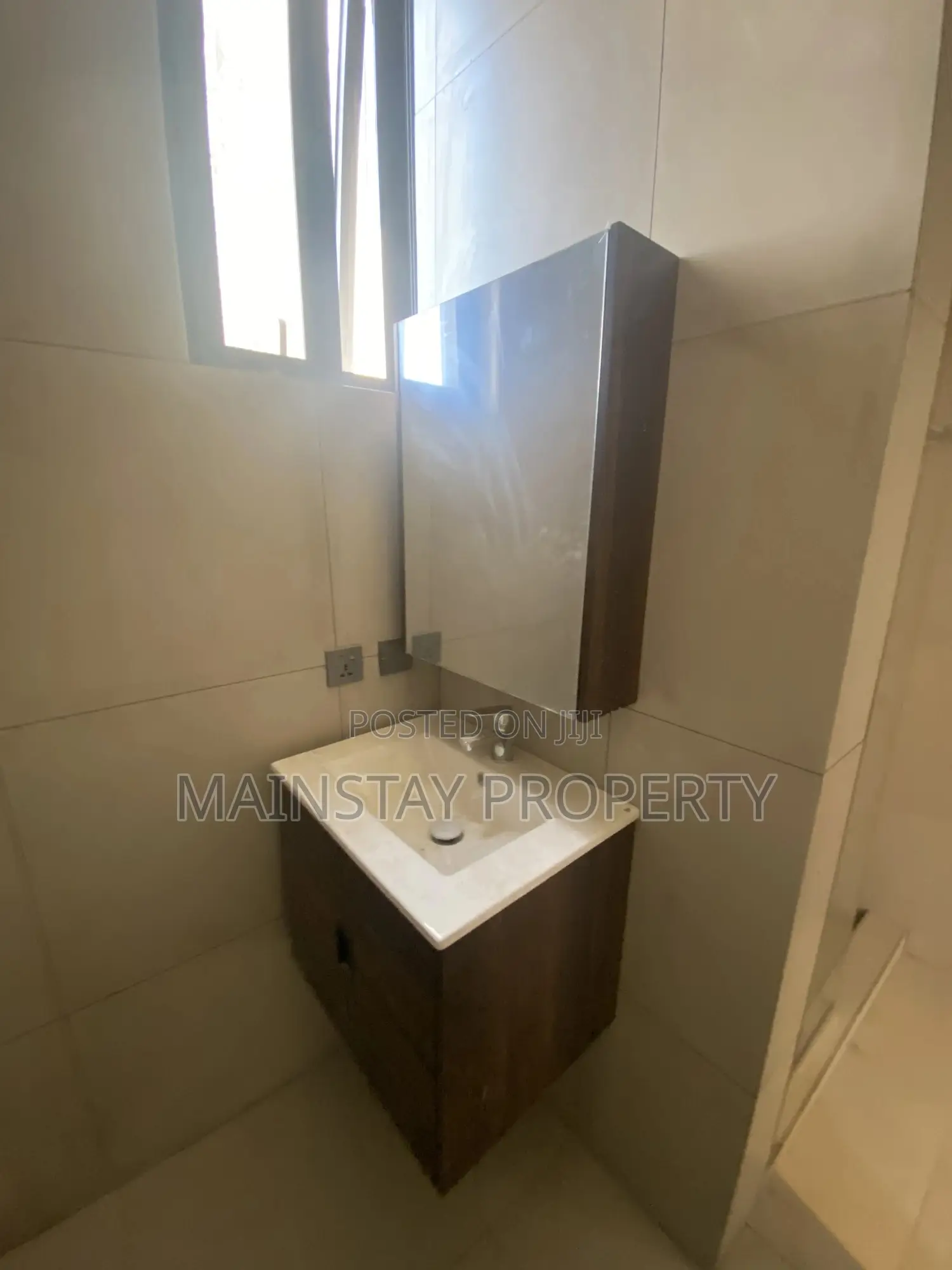 3bdrm House in Mainstay Estates, Spintex for sale