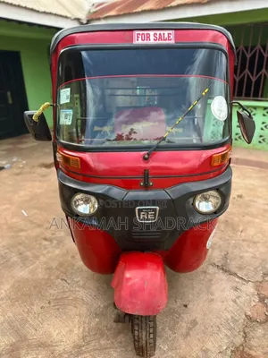 Bajaj RE 2023 Red
