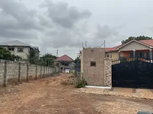 3bdrm House In Pantang, Oyarifa Mall Area For Sale