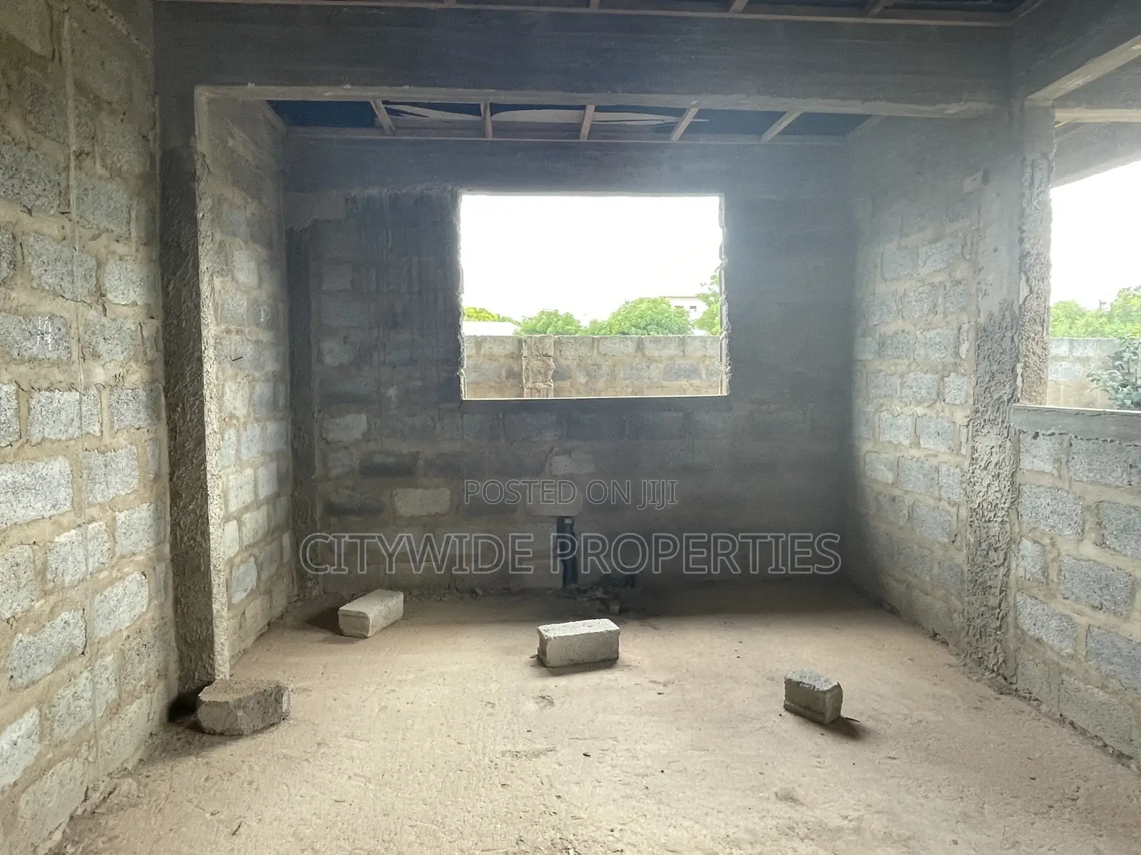 3bdrm House in Pantang, Oyarifa Mall Area for Sale