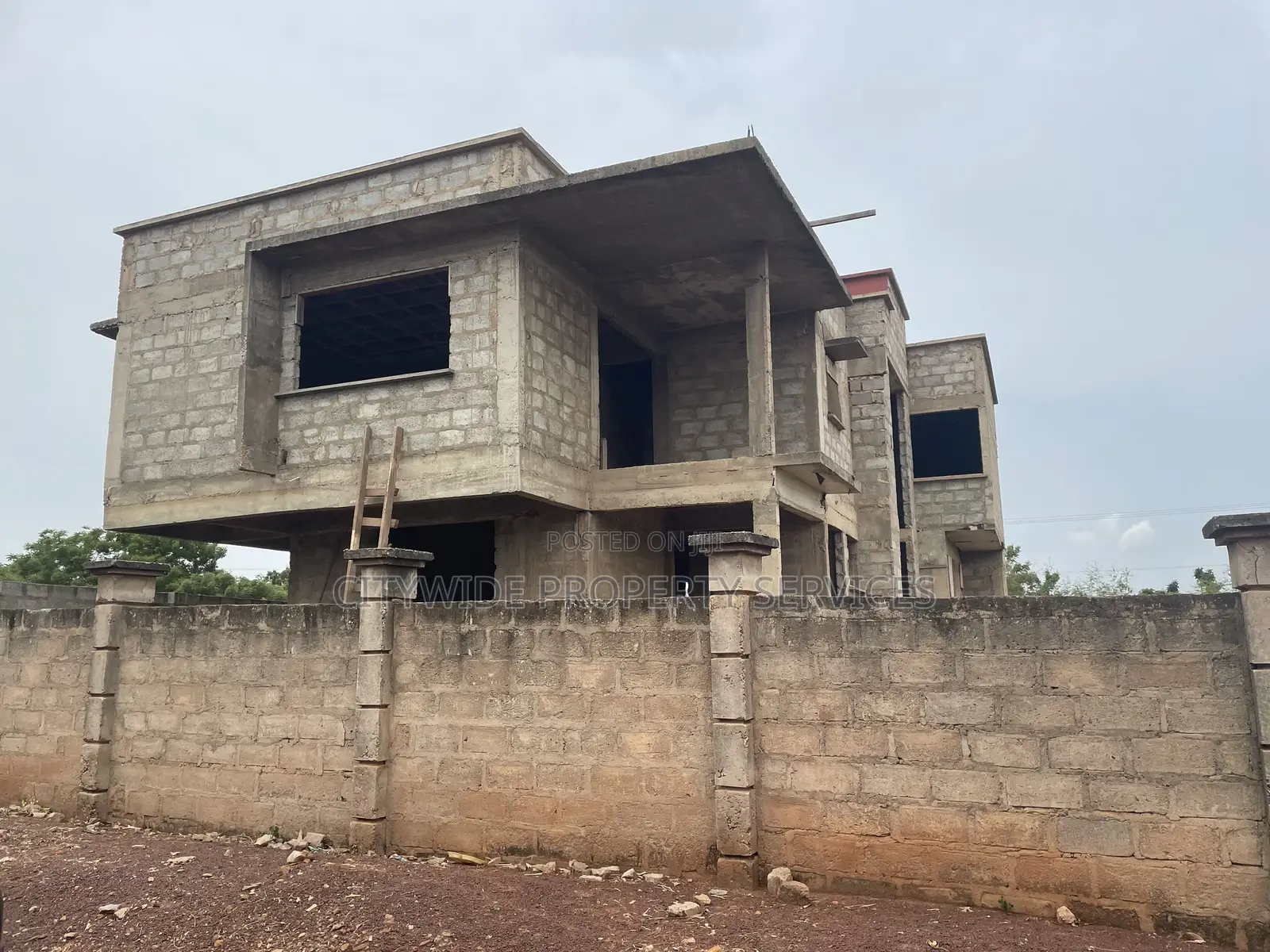 3bdrm House In Pantang, Oyarifa Mall Area For Sale