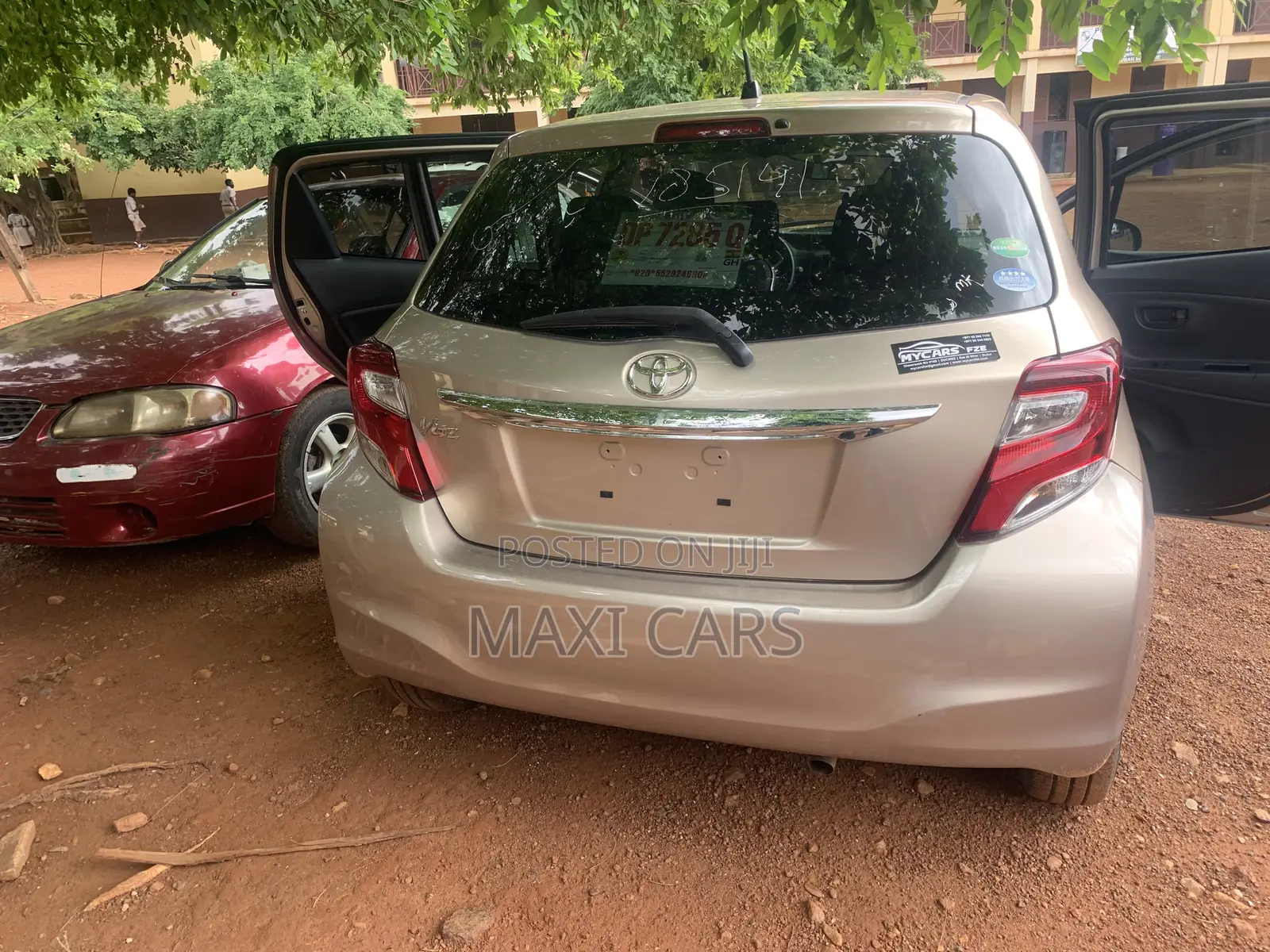 Toyota Vitz 2014 Gold