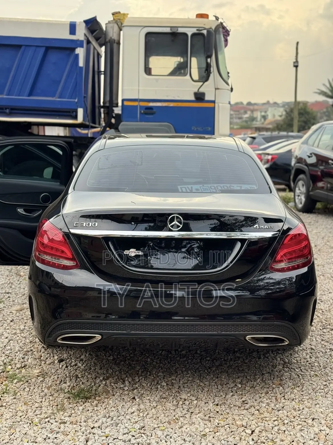 Mercedes-Benz C300 Sport 4Matic Sedan AWD (2.0L 4cyll 7A) 2016 Black