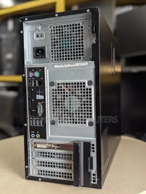 Desktop Computer Dell Precision 3000 16GB Intel Core i7 HDD+SSD 256GB