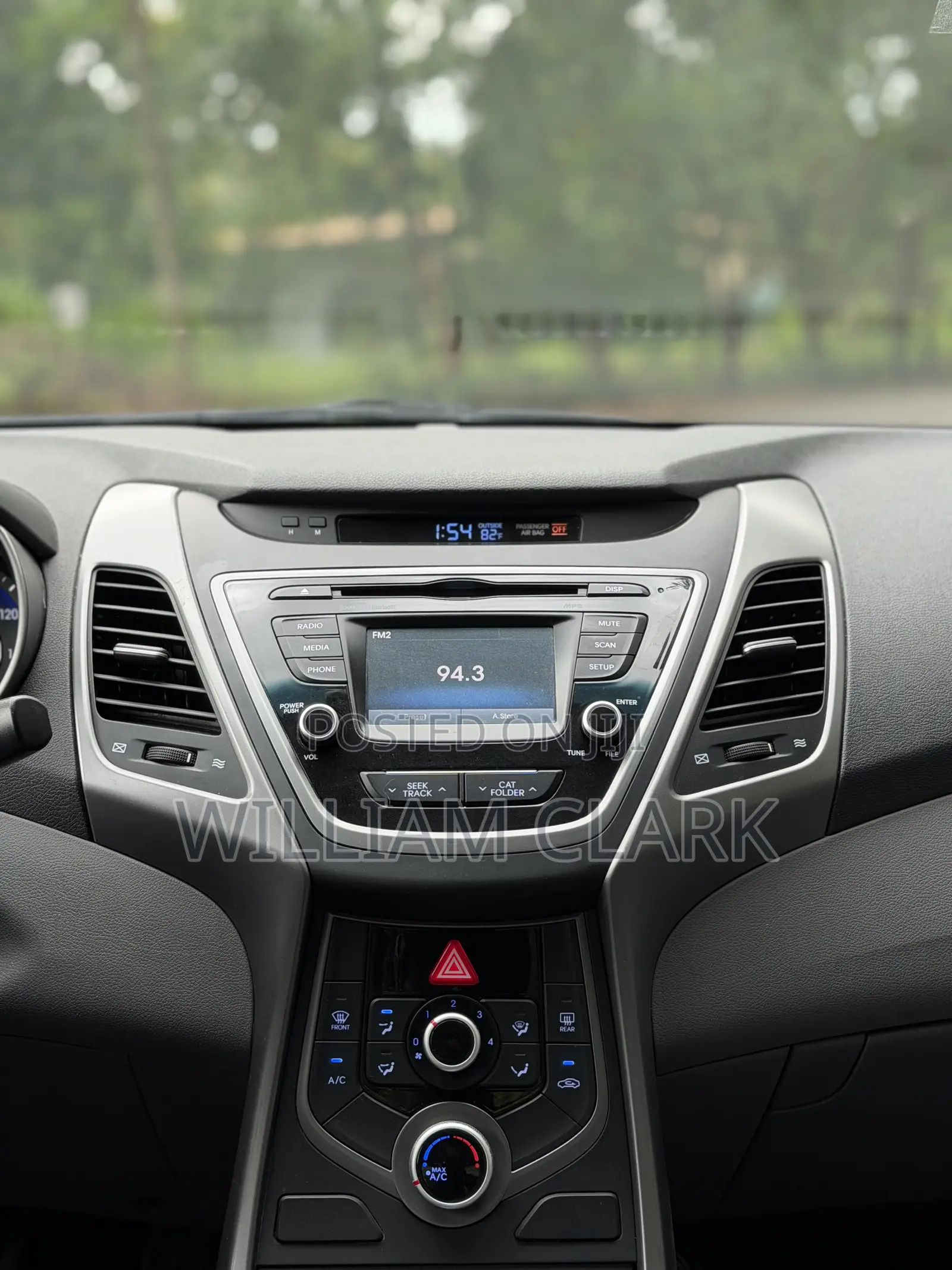Hyundai Elantra SE Sedan FWD (1.8L 4cyl 6A) 2016 Silver