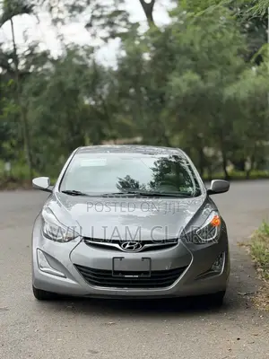 Hyundai Elantra SE Sedan FWD (1.8L 4cyl 6A) 2016 Silver