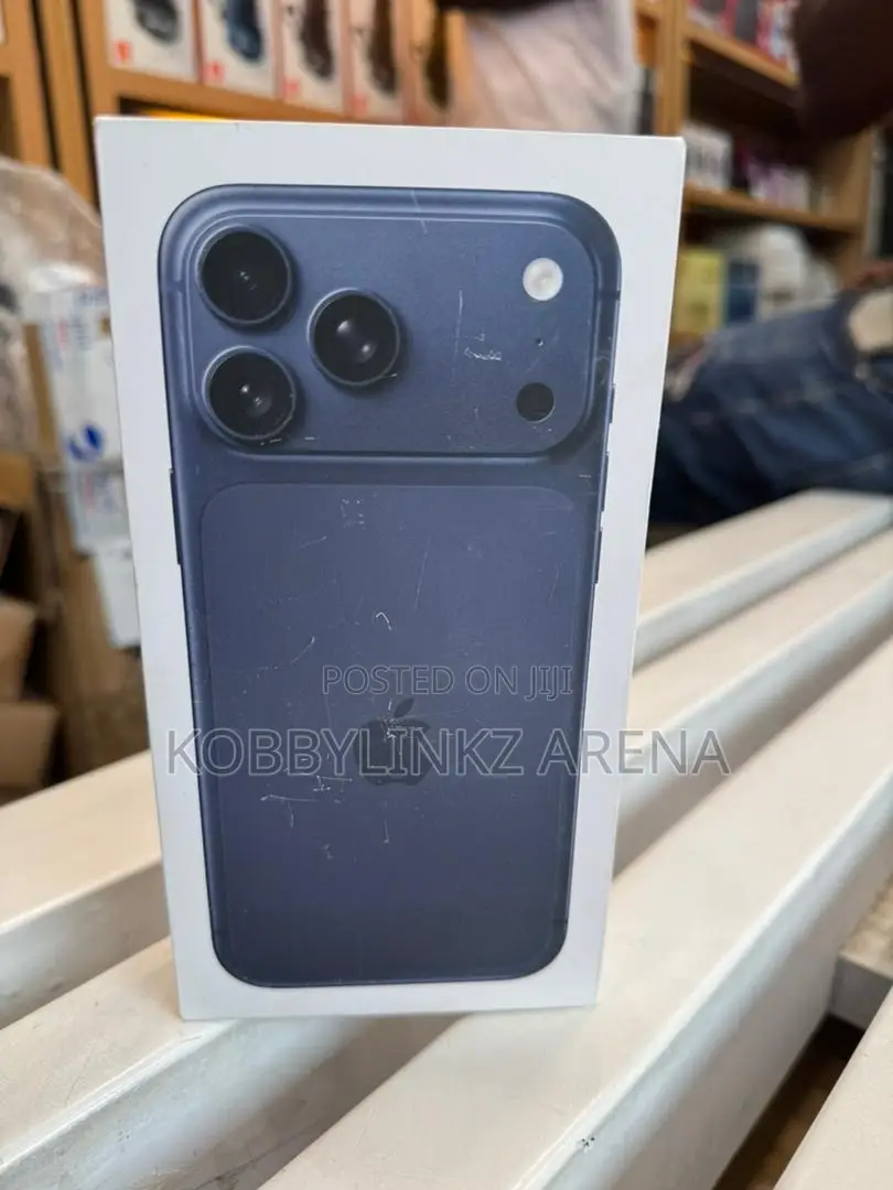 New Apple iPhone 17 Pro Max 256 GB Blue