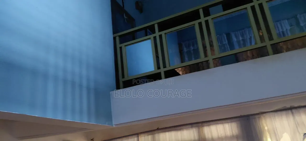 Furnished 6bdrm House in Ga South Municipal for sale