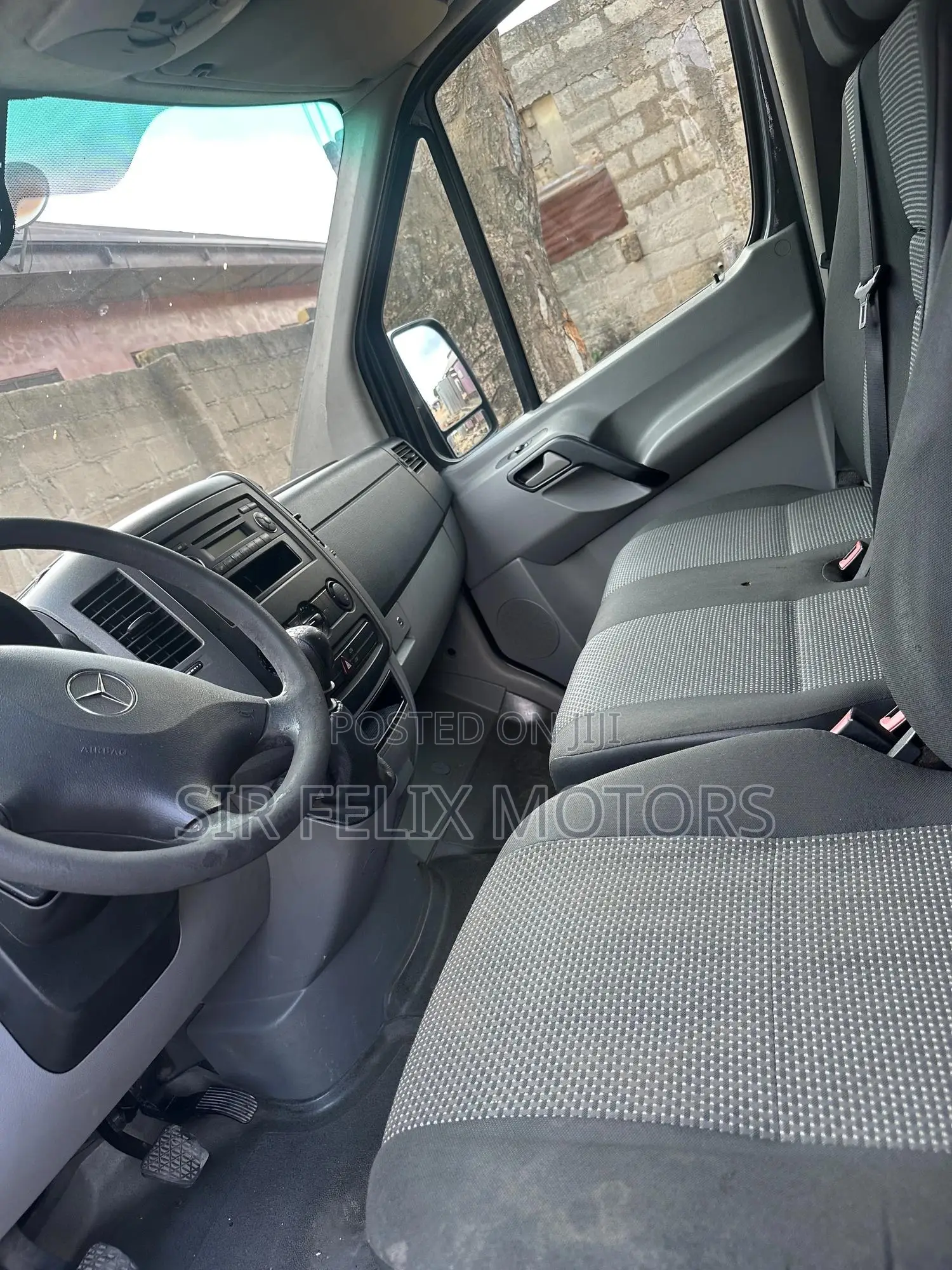 Mercedes-Benz Sprinter 2013 Black