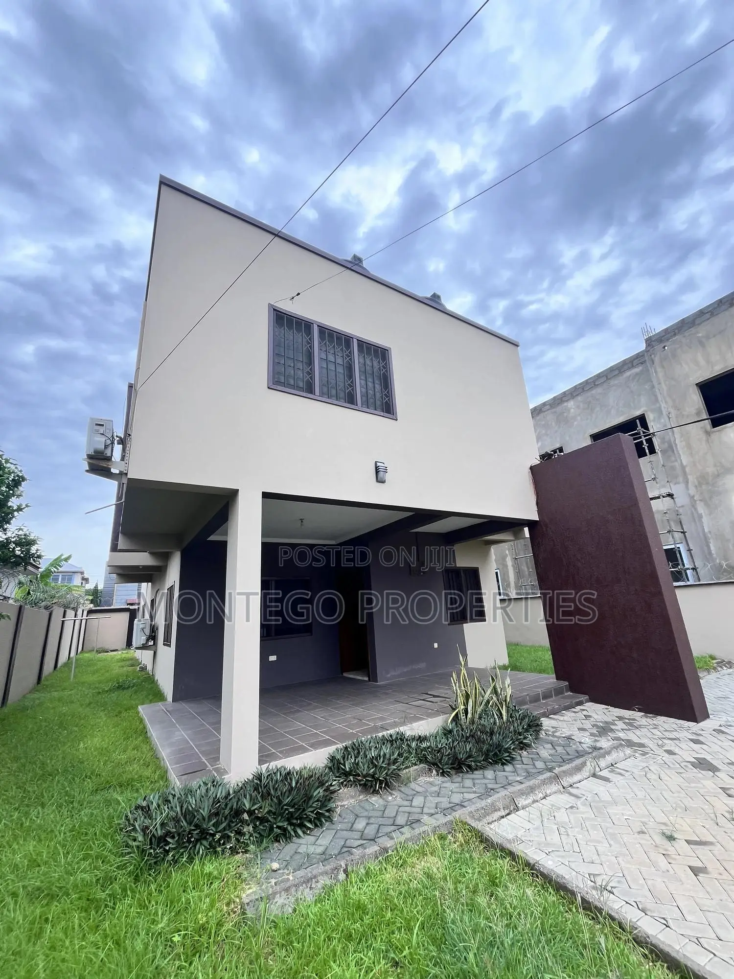 3bdrm House in Adjiringanor, East Legon for rent