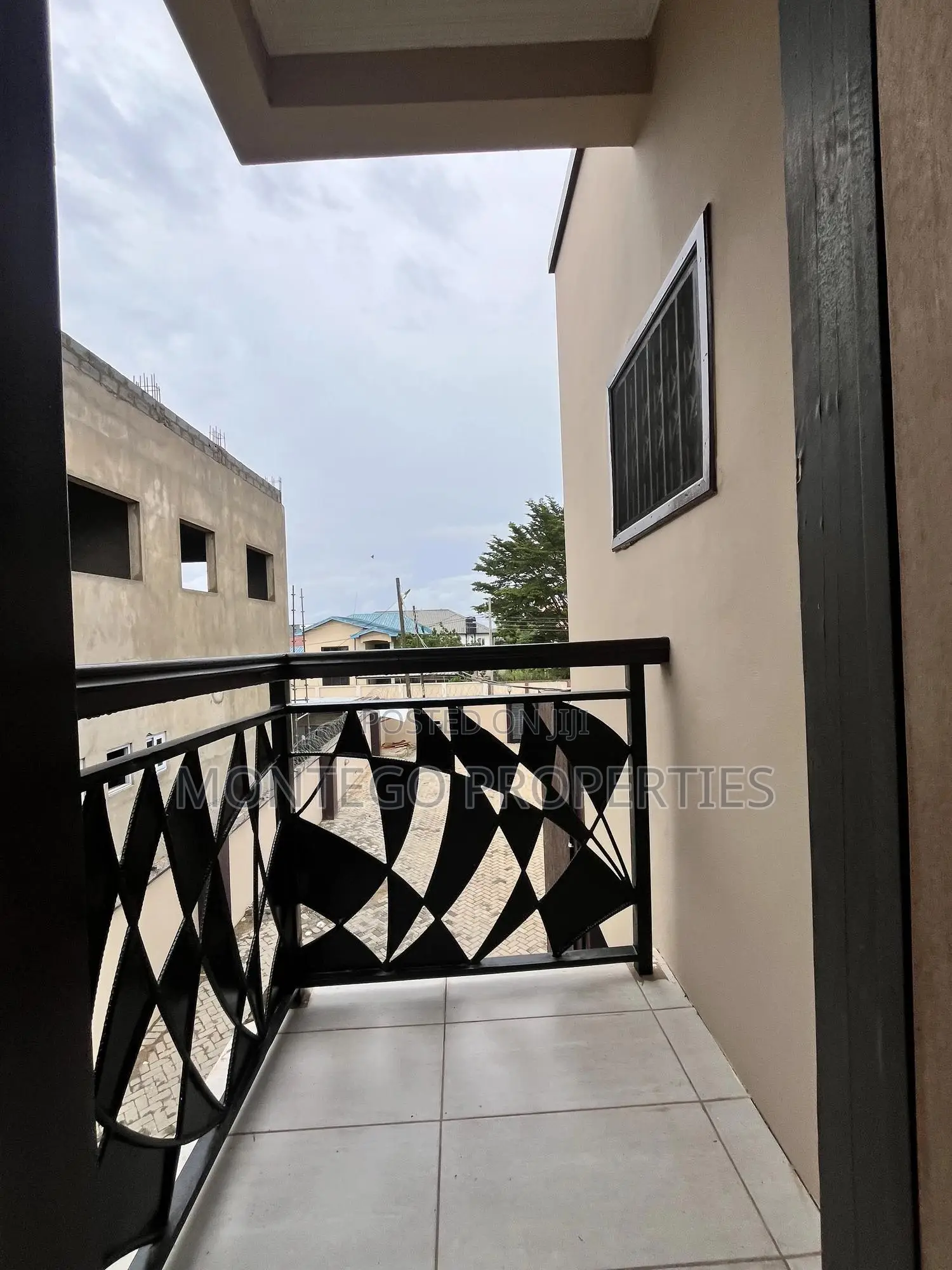 3bdrm House in Adjiringanor, East Legon for rent