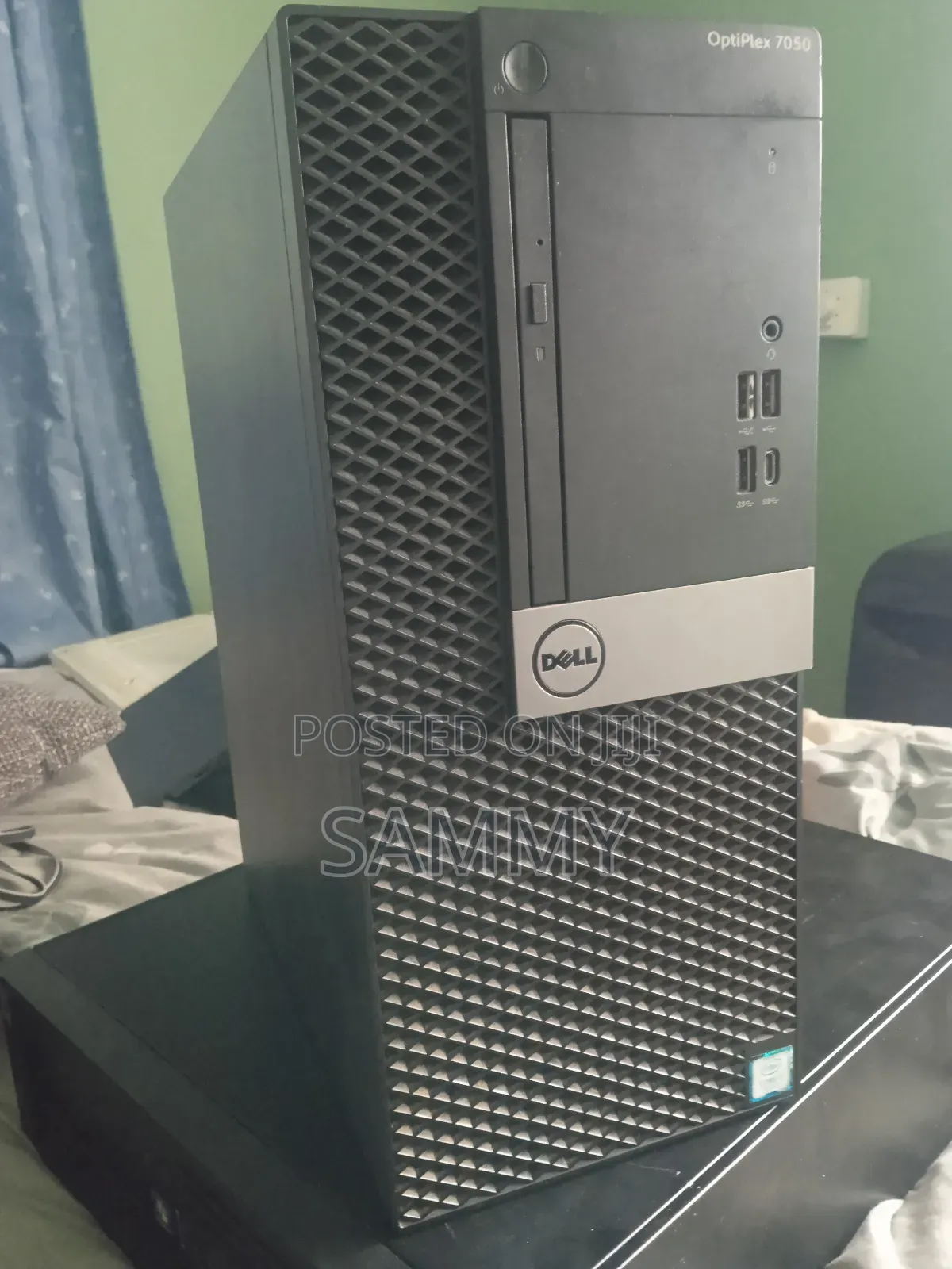 Desktop Computer Dell Optiplex 7050 16GB Intel Core i7 HDD 500GB