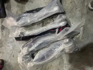 W204 Lower Arms