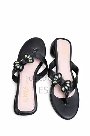 Ladies Low Heel Slippers With a Butterfly Design-Black