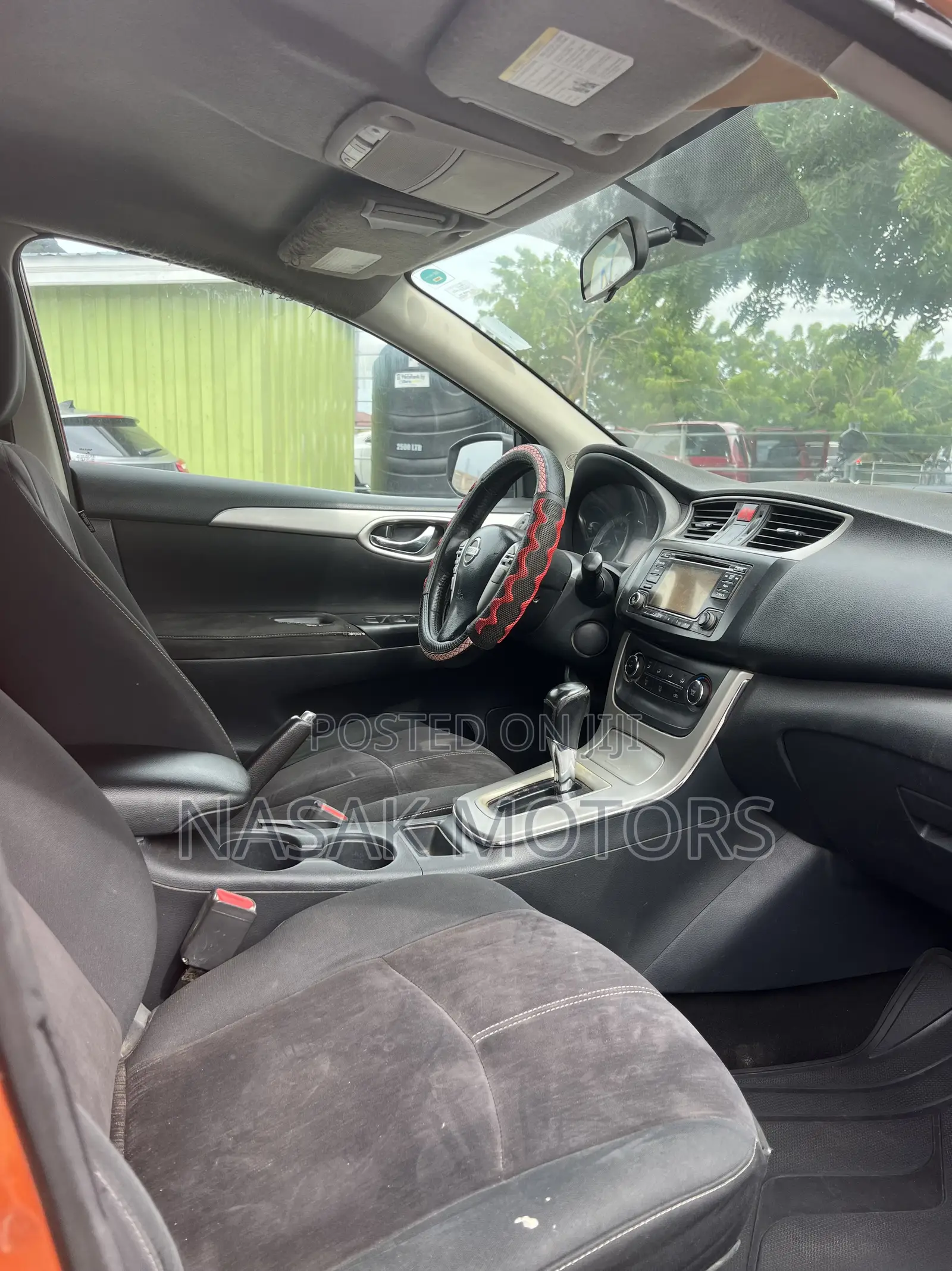 Nissan Sentra SV 4dr Sedan (1.8L 4cyl CVT) 2015 Orange