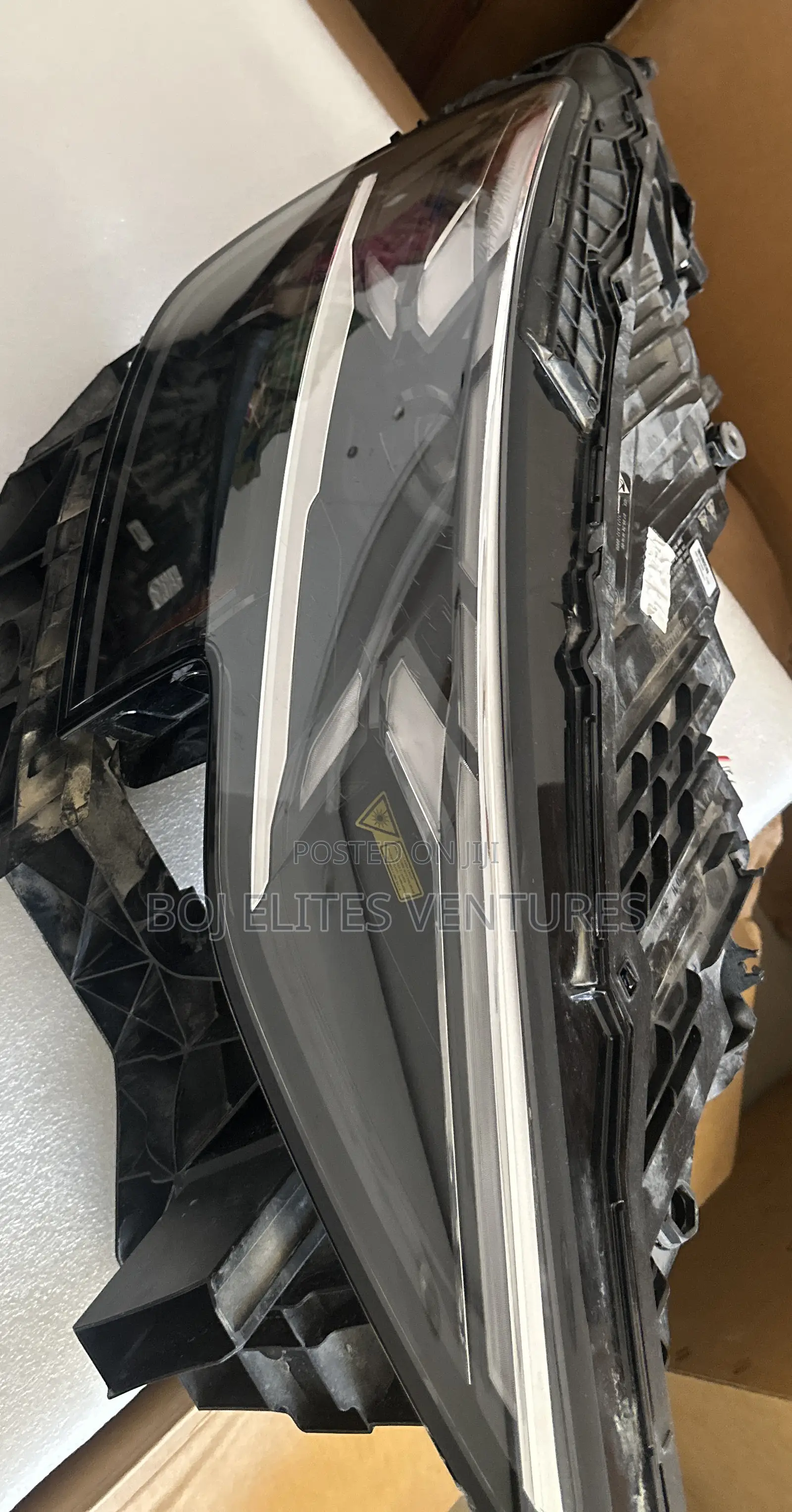 2024-2025 Audi Q8 Matrix Headlights