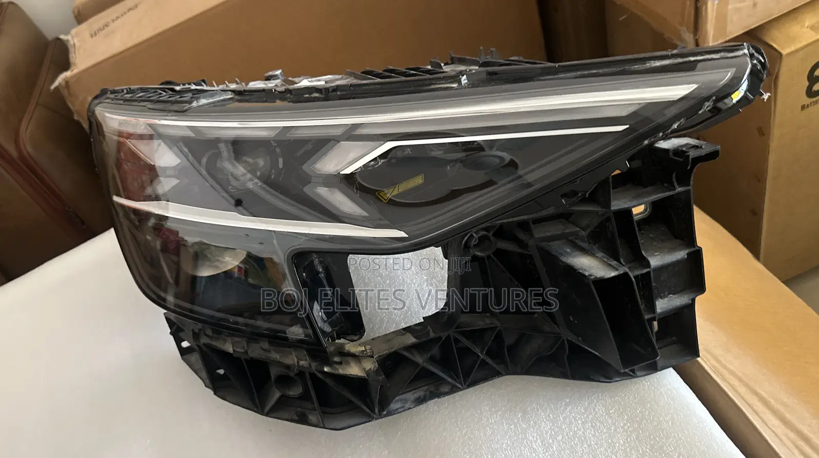 2024-2025 Audi Q8 Matrix Headlights