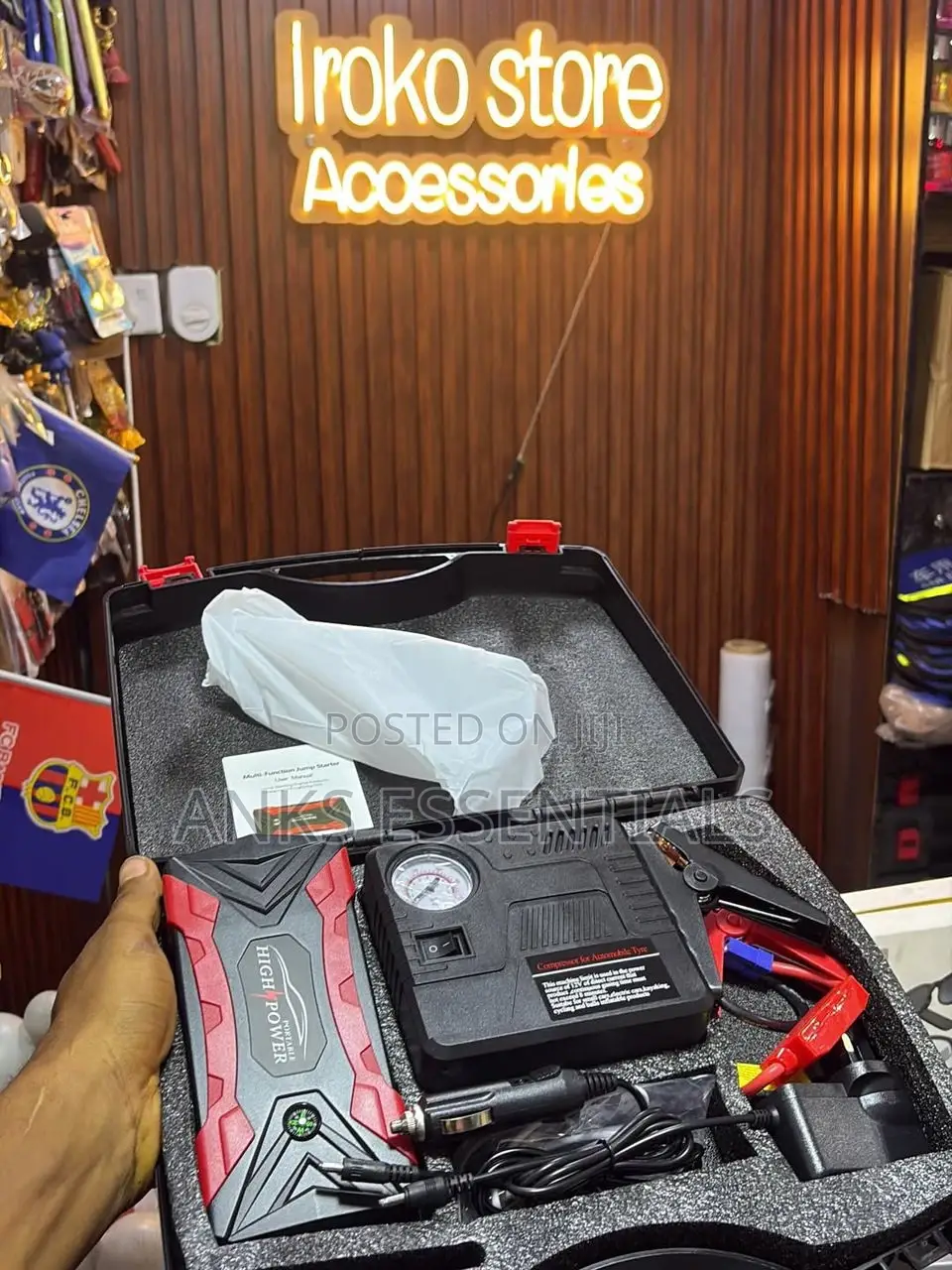 12v Jump Starter With Compressor and Flashlight