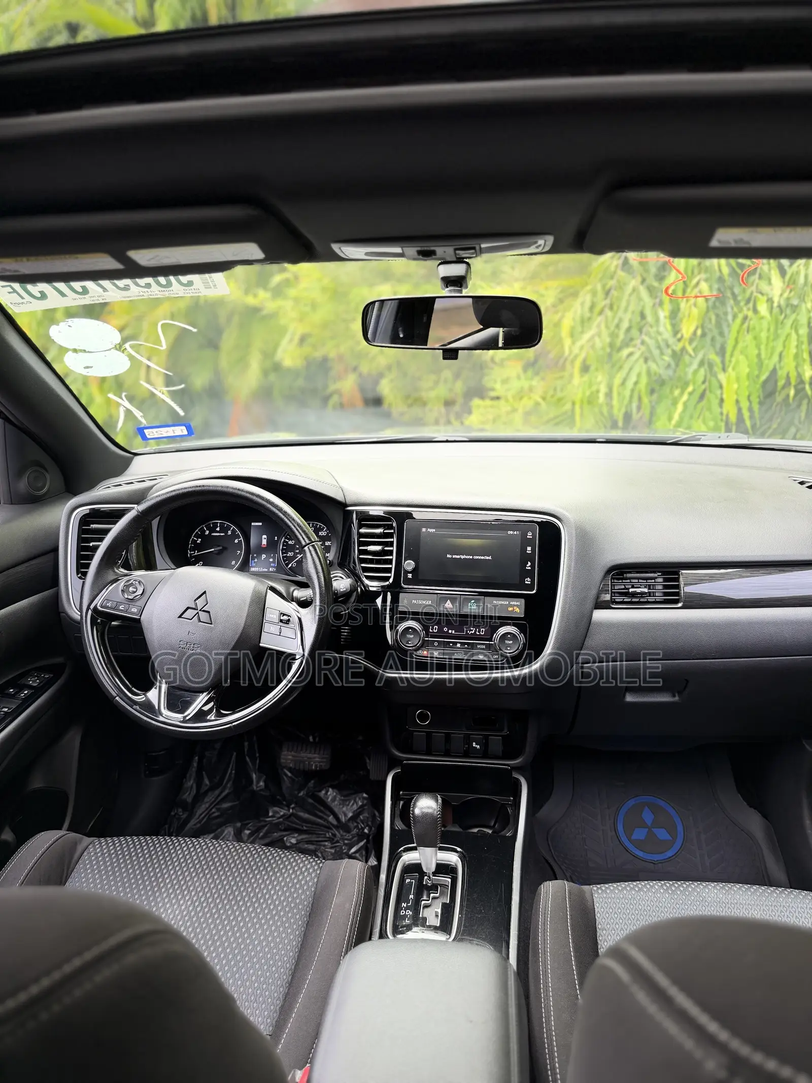 Mitsubishi Outlander SE FWD 2018 Gray