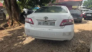 Toyota Camry LE 4dr Sedan (2.5L 4cyl 6AM) 2010 White