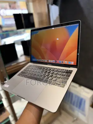 Laptop Apple MacBook Pro 2017 8GB Intel Core i5 SSD 256GB