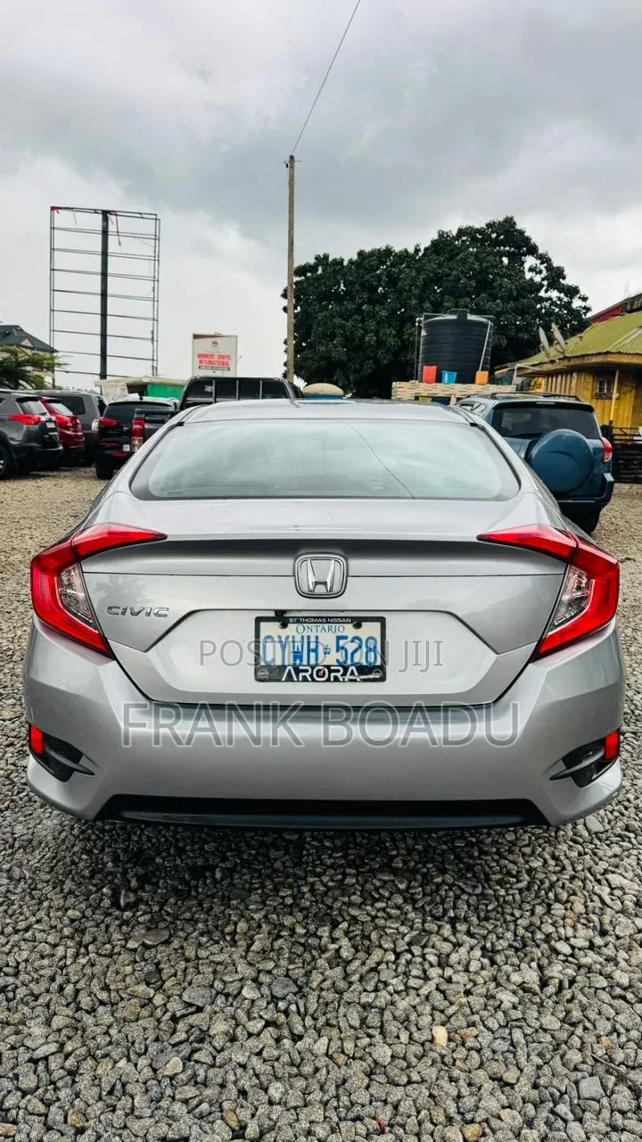 Honda Civic 2019 Silver