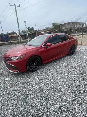 Toyota Camry XSE 2021 Red