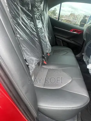 Toyota Camry XSE 2021 Red