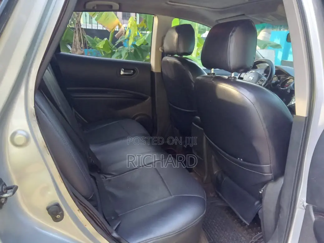 Nissan Rogue SV 2013 Silver