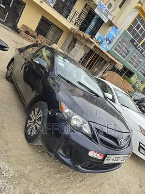 Toyota Corolla LE 4dr Sedan (1.8L 4cyl 4A) 2012 Blue
