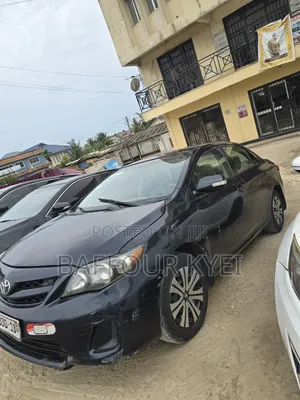 Toyota Corolla LE 4dr Sedan (1.8L 4cyl 4A) 2012 Blue