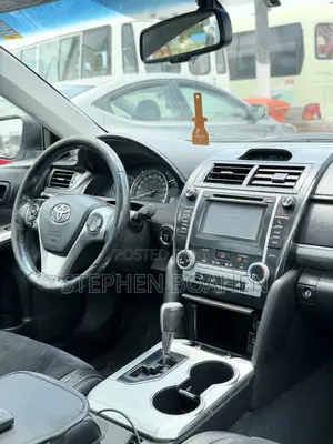 Toyota Camry 2014 Silver