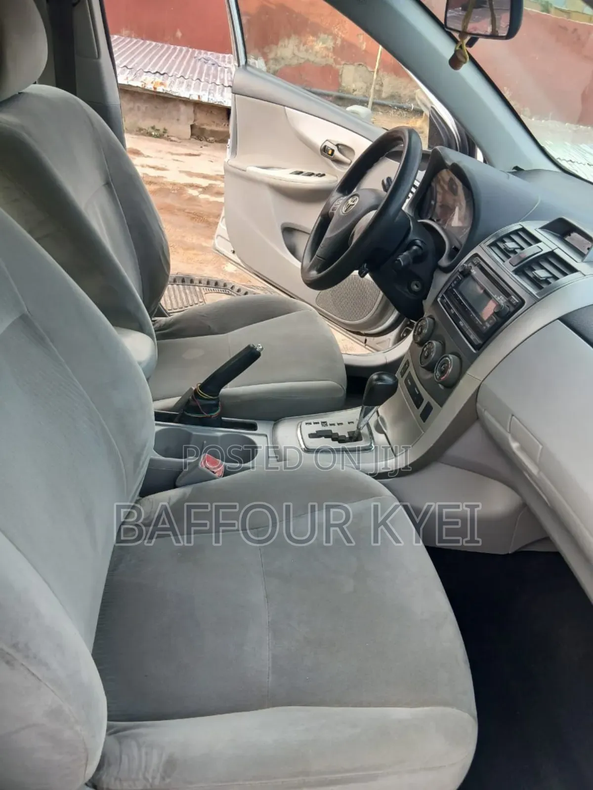 Toyota Corolla LE 4dr Sedan (1.8L 4cyl 4A) 2012 Blue
