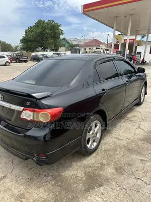 Toyota Corolla S 4dr Sedan (1.8L 4cyl 4A) 2012 Black