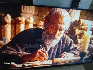 Samsung 43” Smart Tv With Enhanced Audio and Visuals
