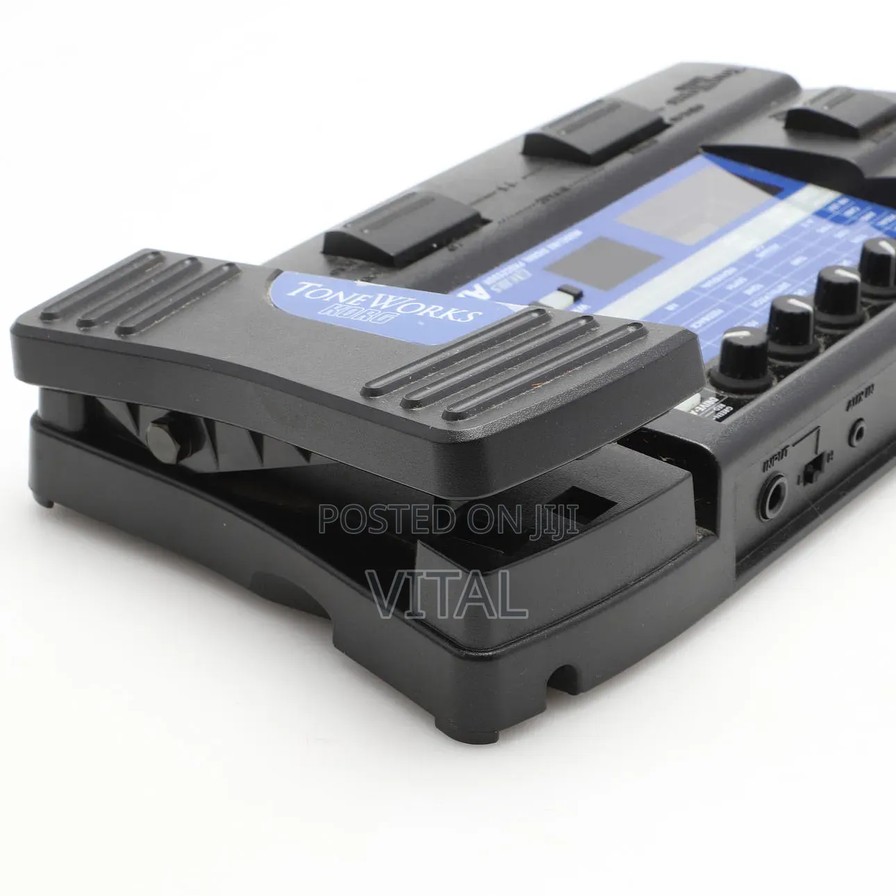 Korg Ax1000g