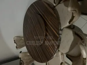Royal Dining Set 6 Seaters