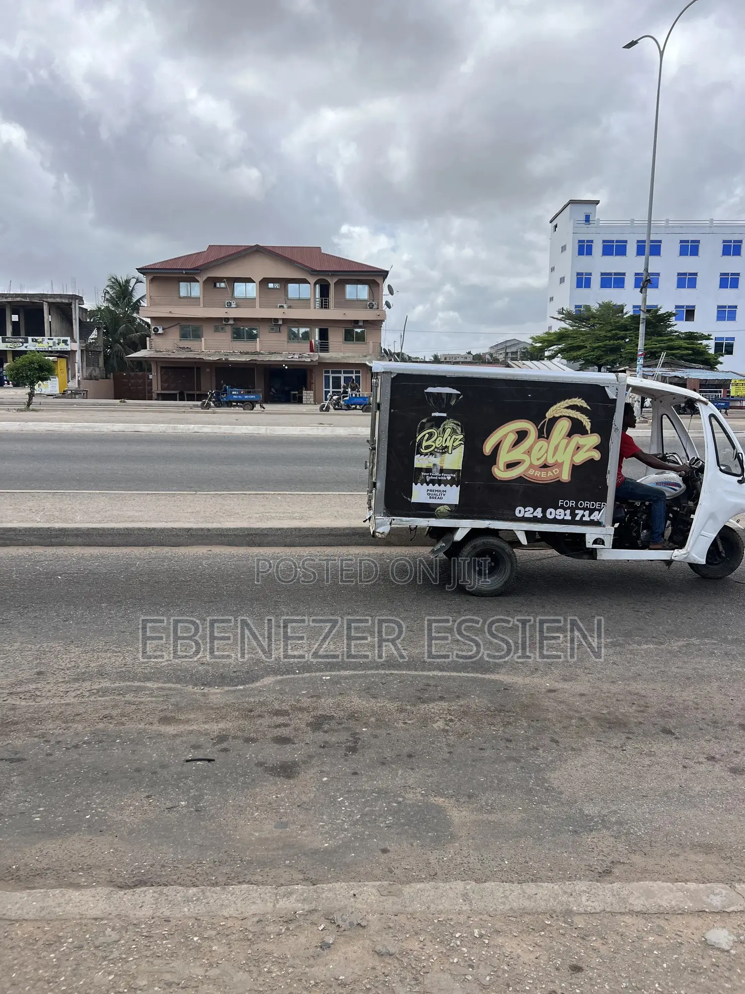 Roadside Title Land at Sakaman Junction for Sale