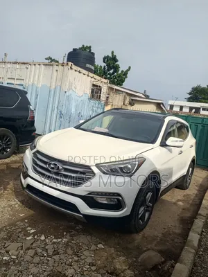 Hyundai Santa Fe 2016 White